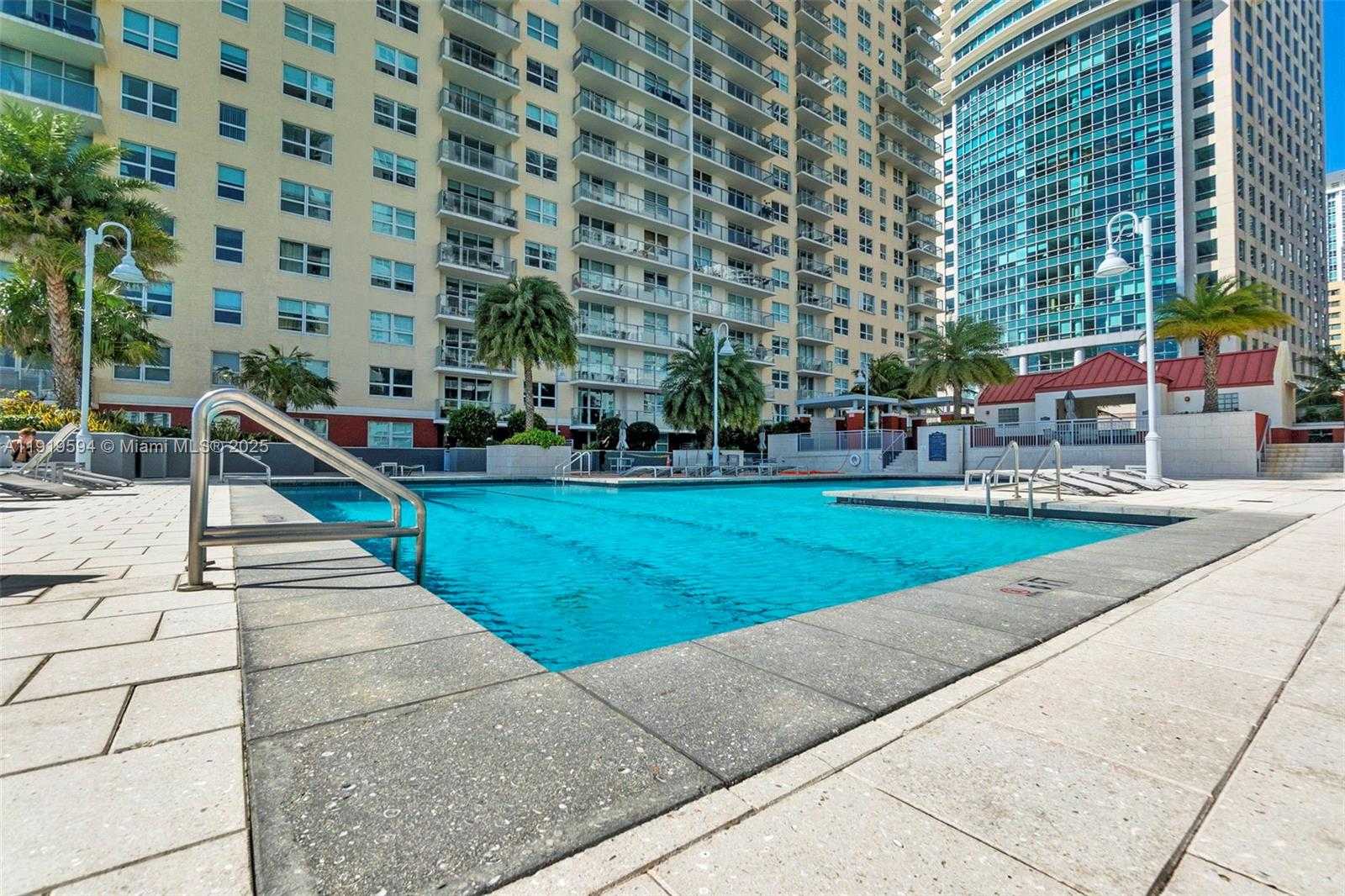 Small Image of 1155 BRICKELL BAY DR #202, Miami Number 44