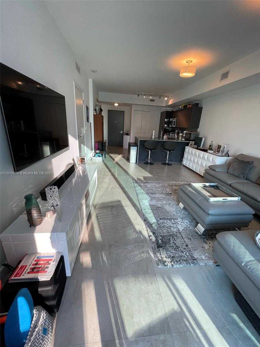 Small Image of 1080 BRICKELL AV #1502, Miami Number 9