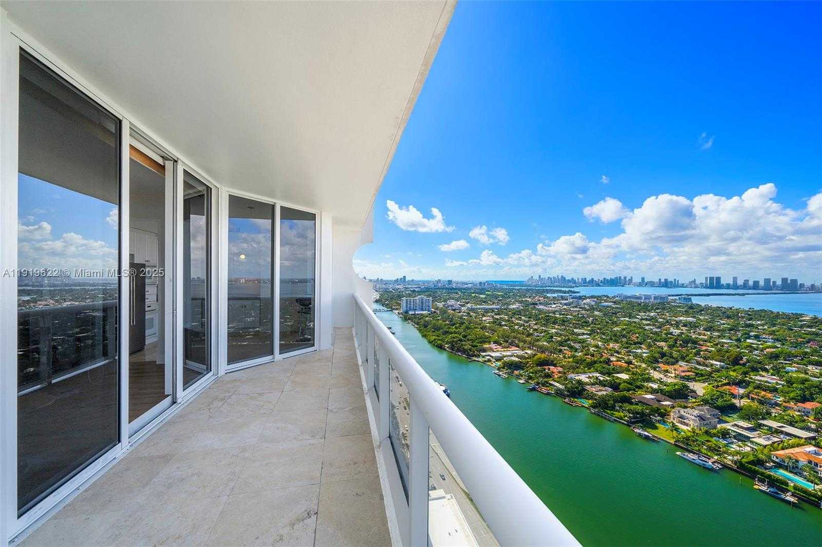 Small Image of 4775 COLLINS AVE #PH4306, Miami Beach Number 17