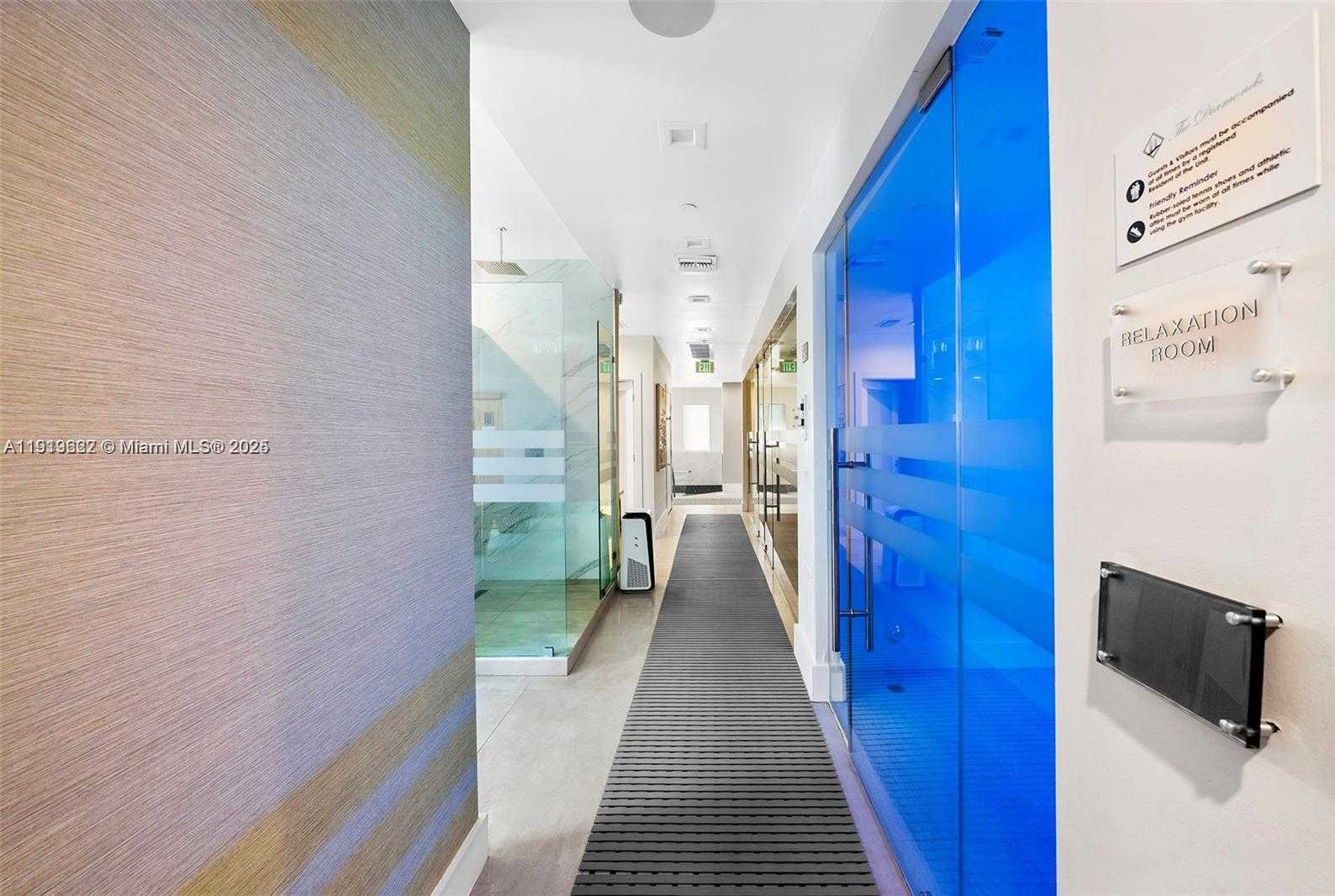 Small Image of 4775 COLLINS AVE #PH4306, Miami Beach Number 27