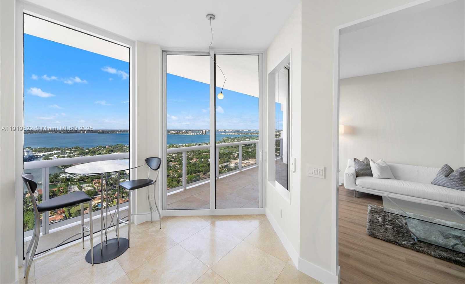 Small Image of 4775 COLLINS AVE #PH4306, Miami Beach Number 6