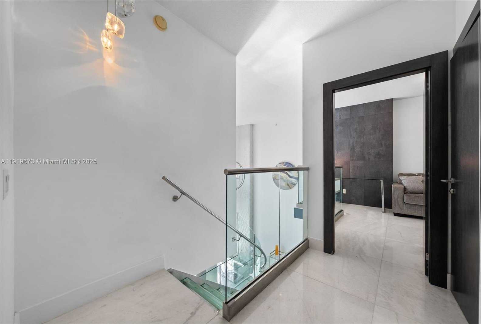 Small Image of 60 SOUTH WEST 13TH ST #4606, Miami Number 12