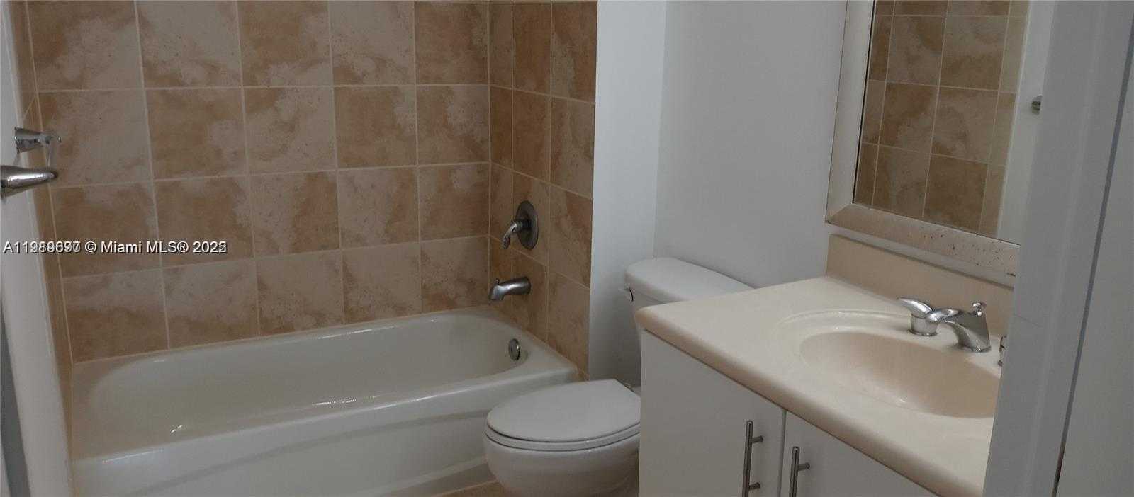 Small Image of 7900 HARBOR ISLAND DR #1003, North Bay Village Number 22