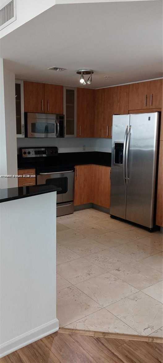 Small Image of 7900 HARBOR ISLAND DR #1003, North Bay Village Number 6