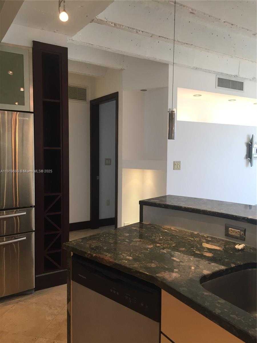 Small Image of 1408 BRICKELL BAY DR #612, Miami Number 12