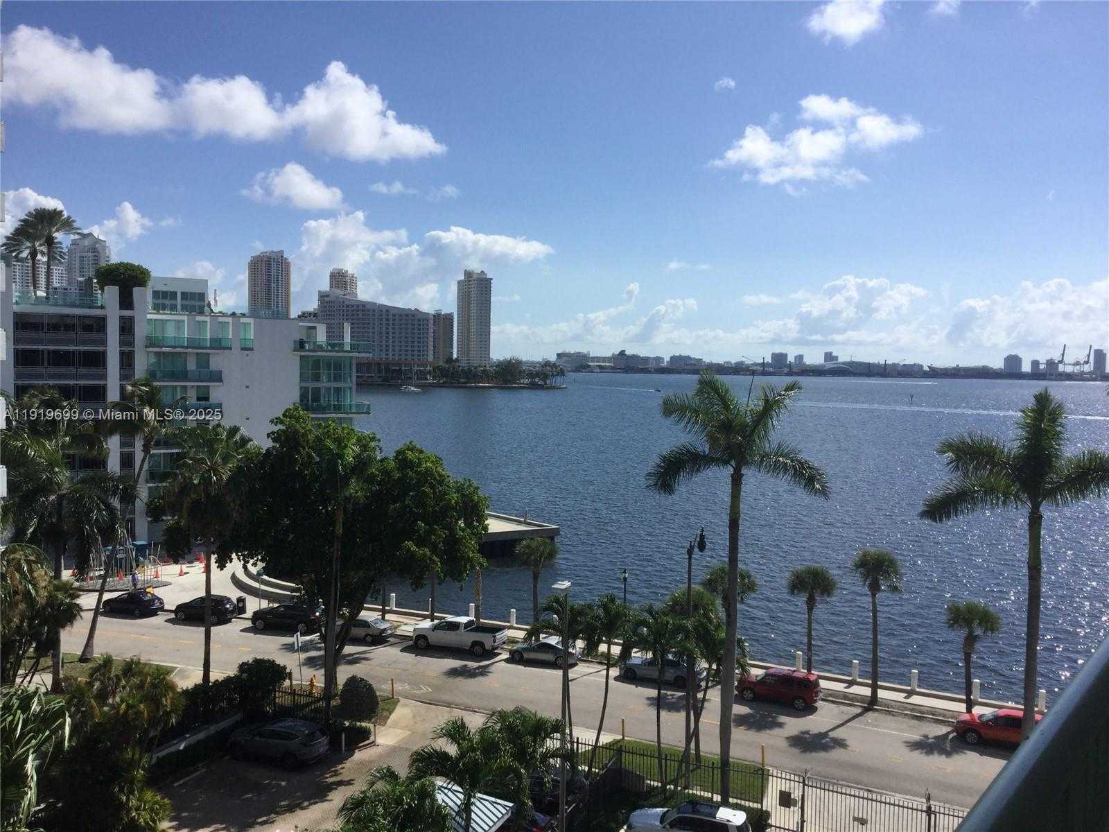Small Image of 1408 BRICKELL BAY DR #612, Miami Number 4