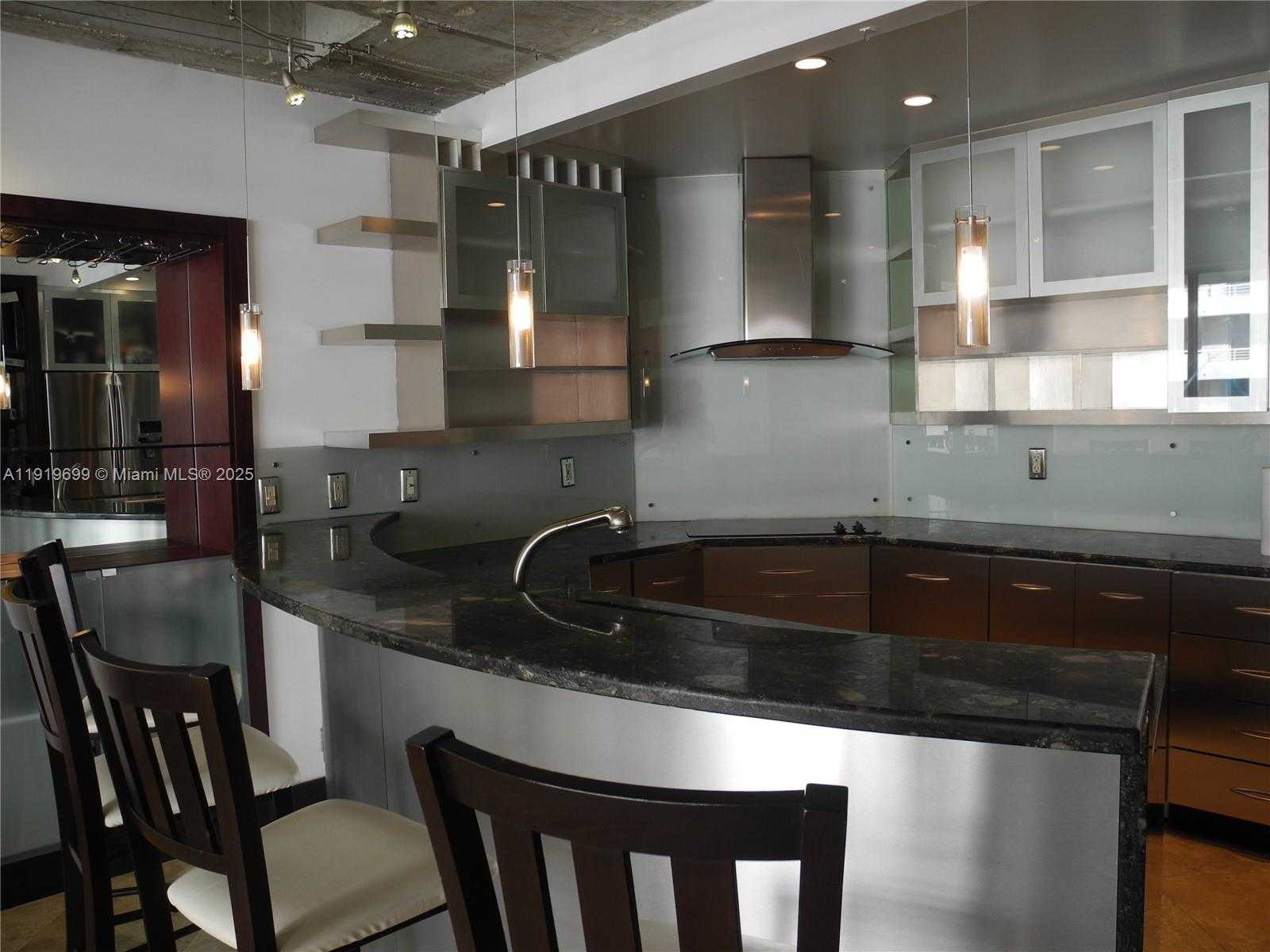 Small Image of 1408 BRICKELL BAY DR #612, Miami Number 8