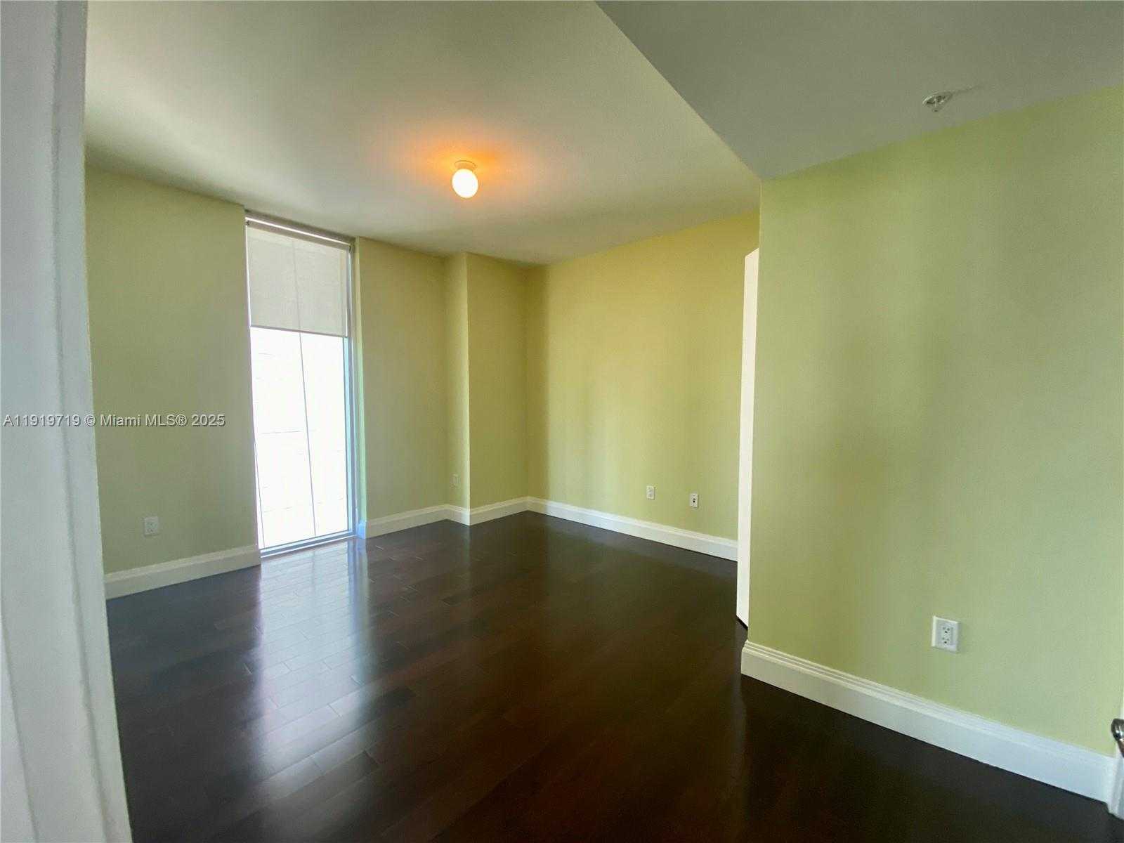 Small Image of 185 SOUTH WEST 7TH ST #2011, Miami Number 10