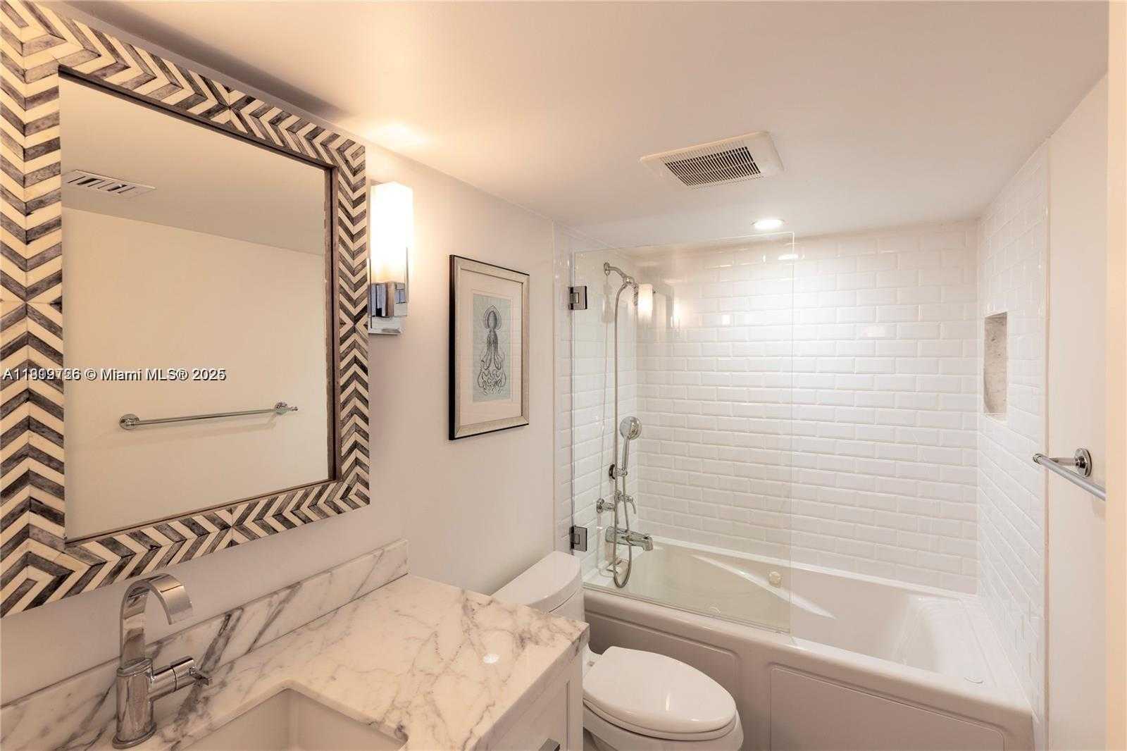 Small Image of 6061 COLLINS AVE #7D, Miami Beach Number 23