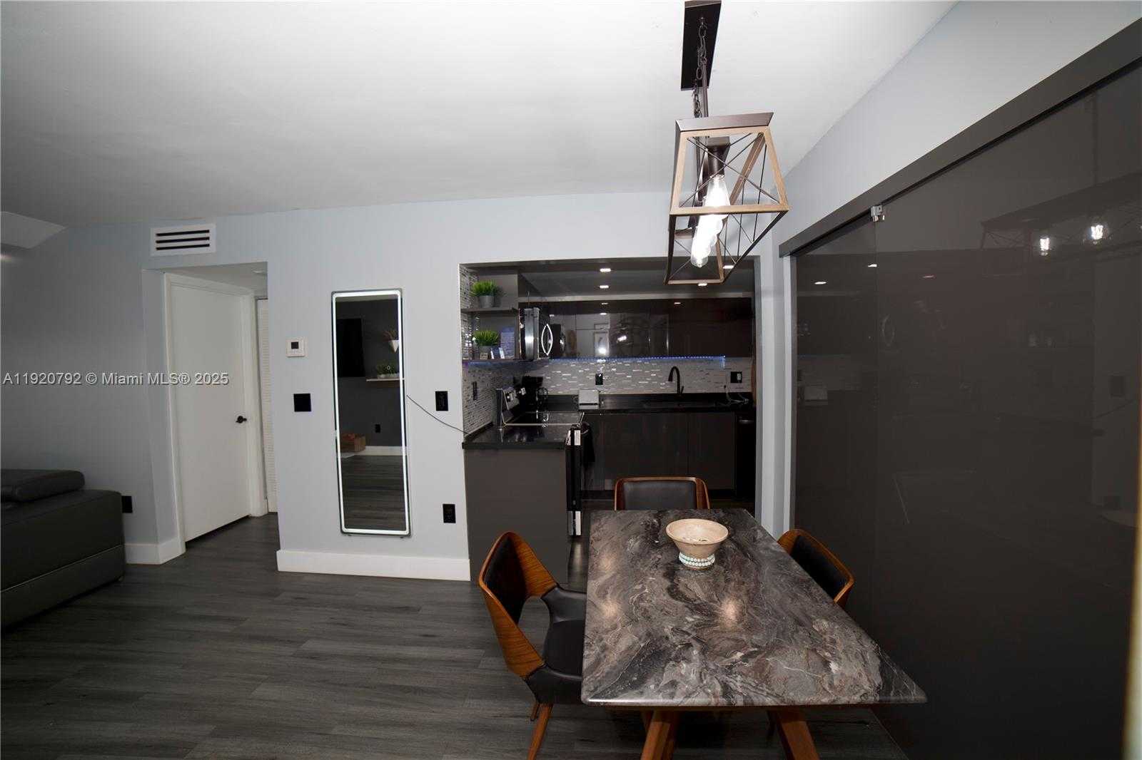 Small Image of 200 178TH DR 7TH FLOOR #n/a, Sunny Isles Beach Number 5