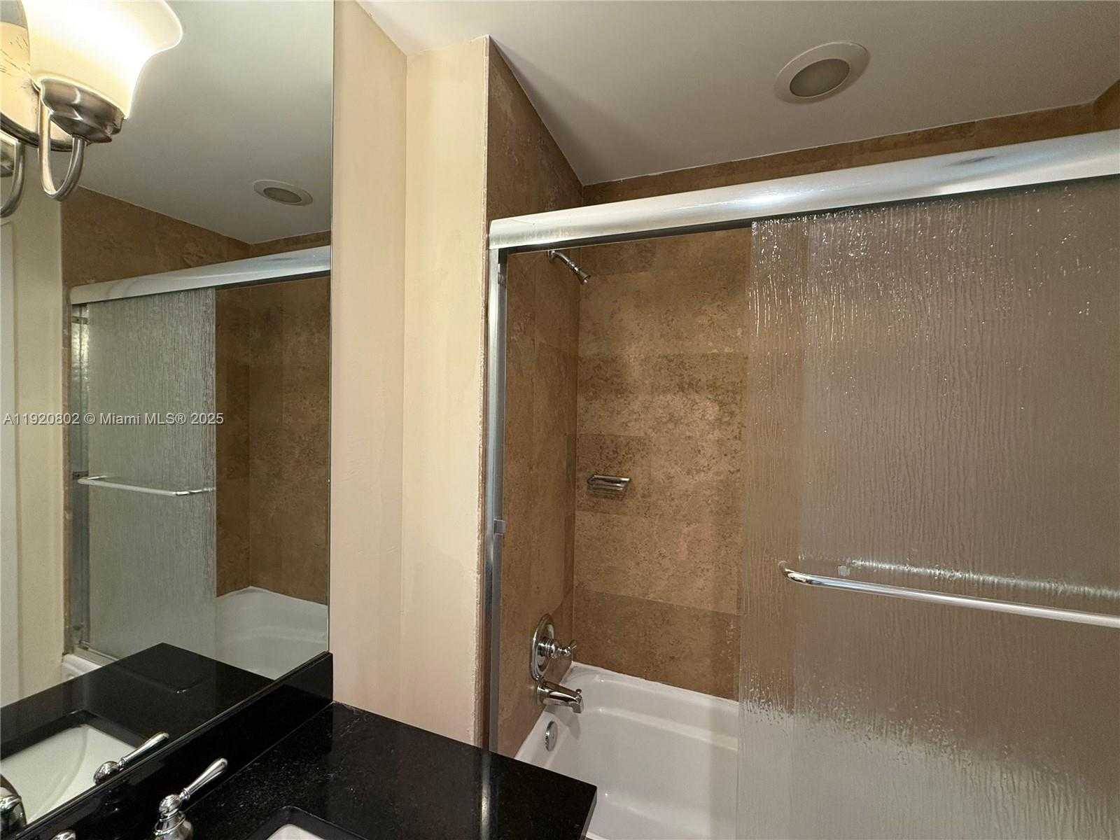 Small Image of 300 SOUTH BISCAYNE BLVD #T-1805, Miami Number 15