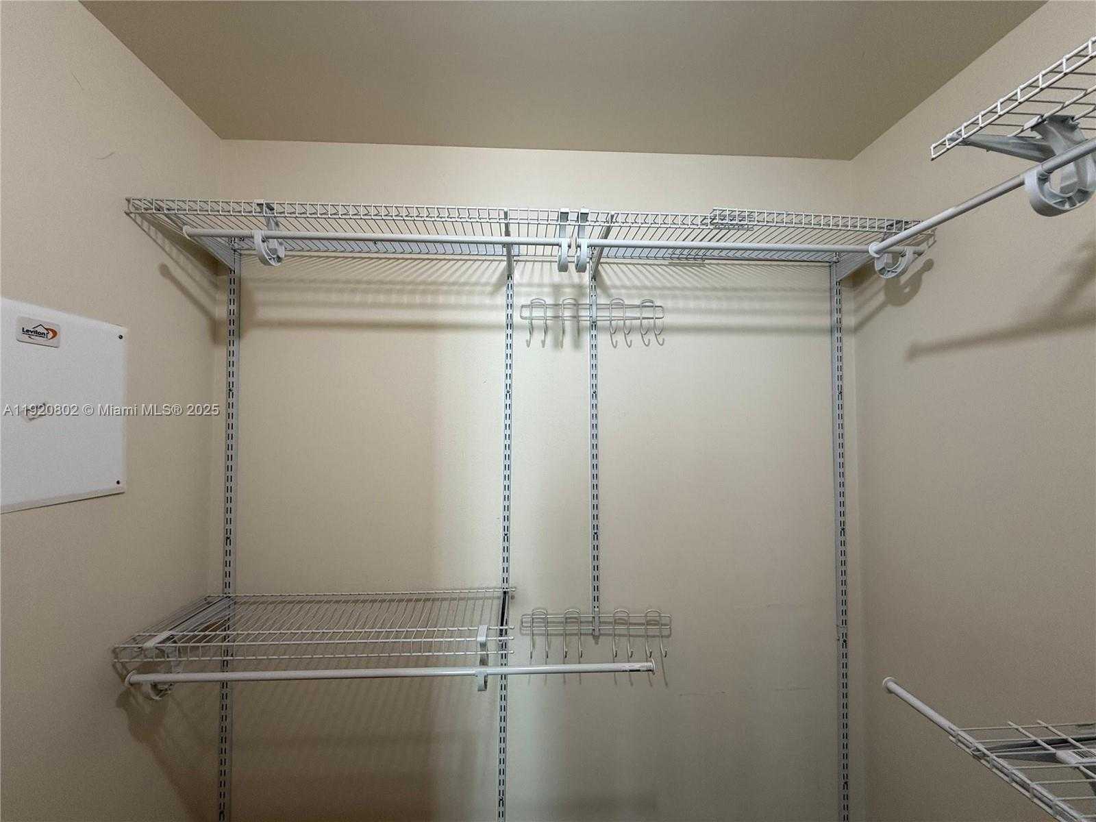 Small Image of 300 SOUTH BISCAYNE BLVD #T-1805, Miami Number 18