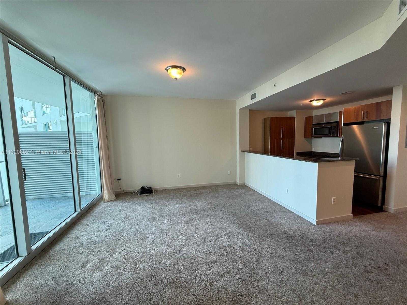 Small Image of 300 SOUTH BISCAYNE BLVD #T-1805, Miami Number 2