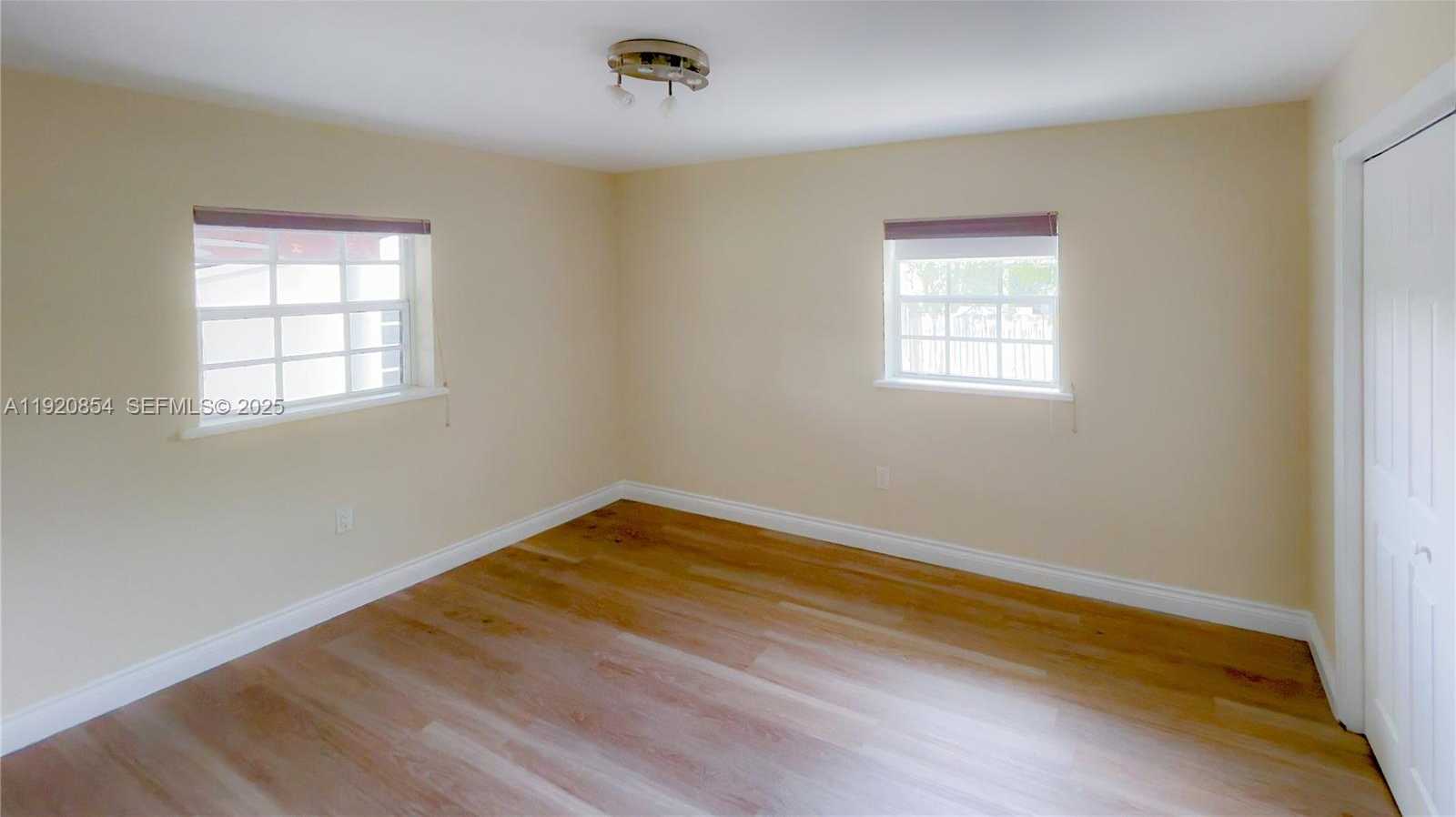 Small Image of 6384 SOUTH WEST 31ST ST, Miami Number 22