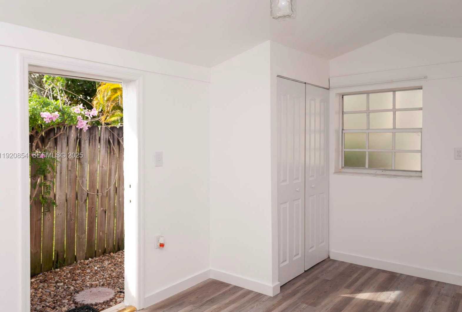 Small Image of 6384 SOUTH WEST 31ST ST, Miami Number 31