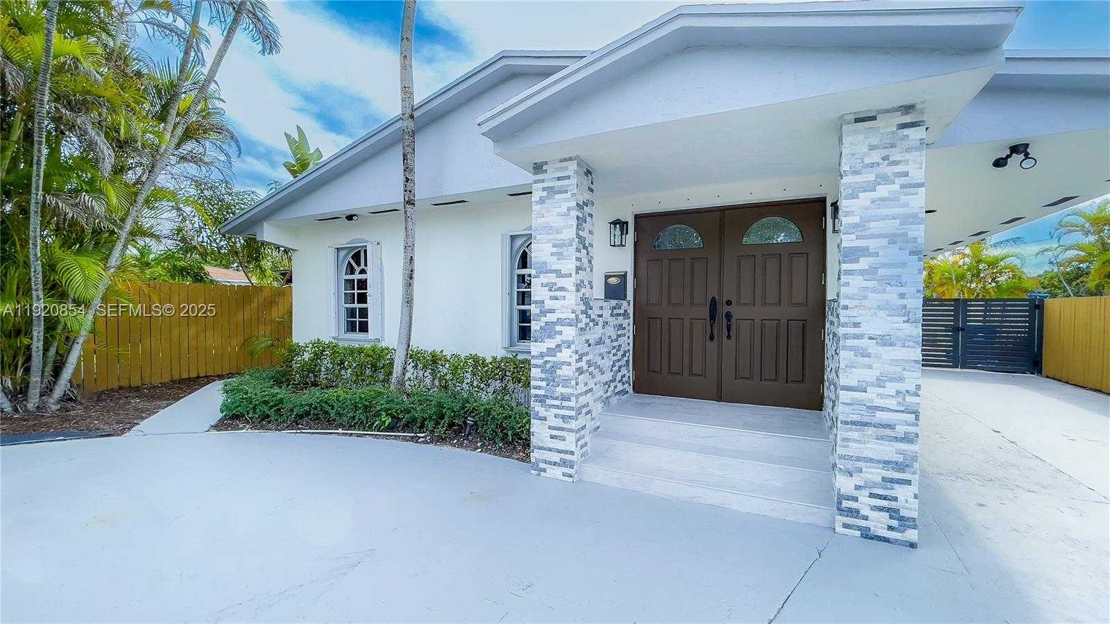 Small Image of 6384 SOUTH WEST 31ST ST, Miami Number 6