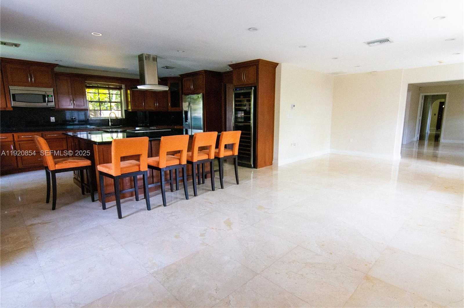 Small Image of 6384 SOUTH WEST 31ST ST, Miami Number 7