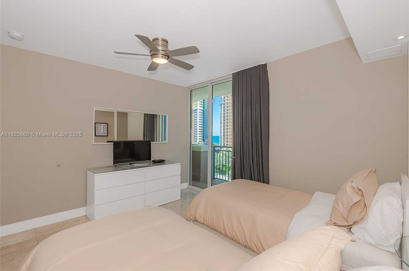 Small Image of 17555 EAST ATLANTIC BLVD #1005, Sunny Isles Beach Number 27