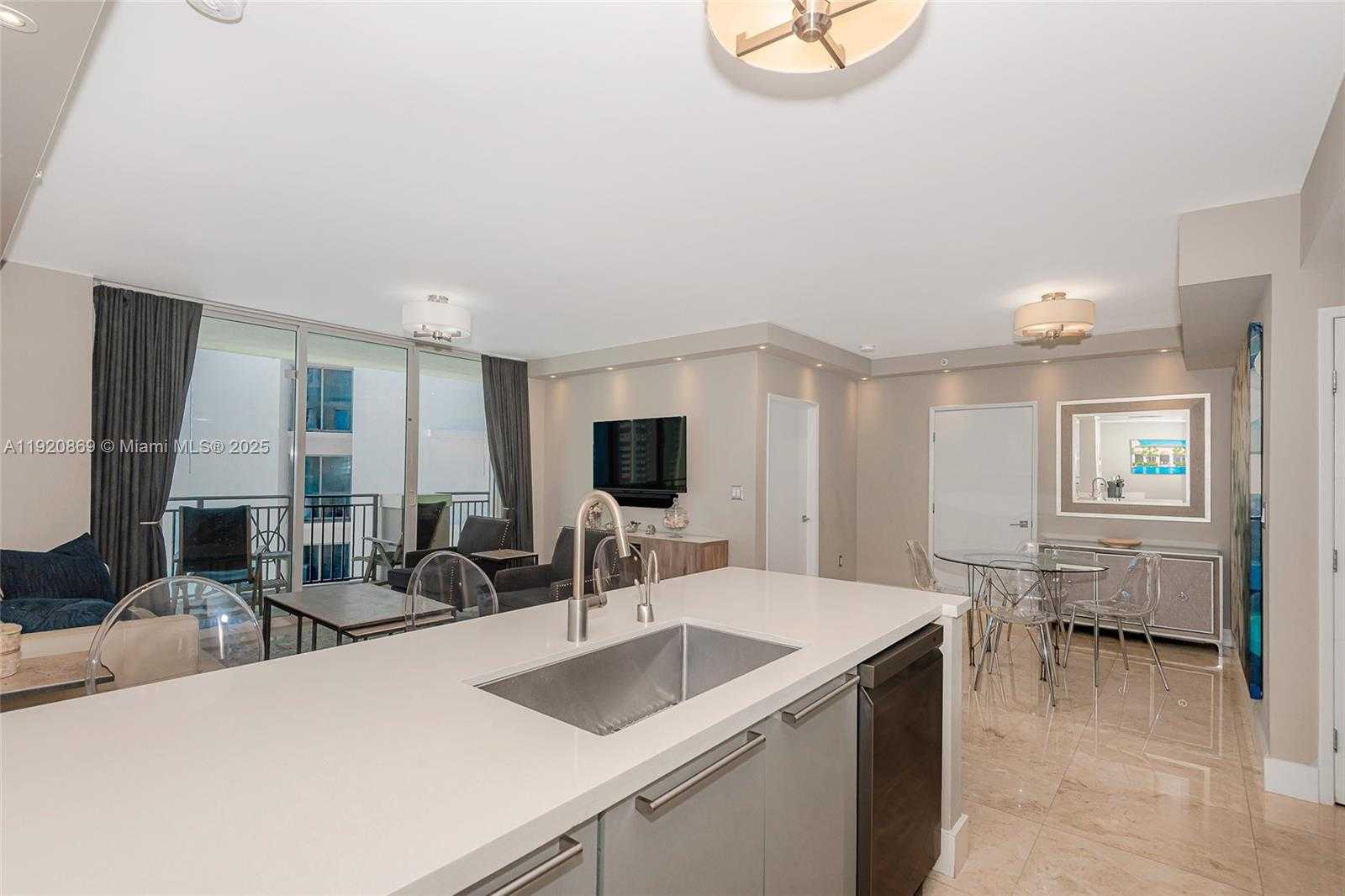 Small Image of 17555 EAST ATLANTIC BLVD #1005, Sunny Isles Beach Number 9