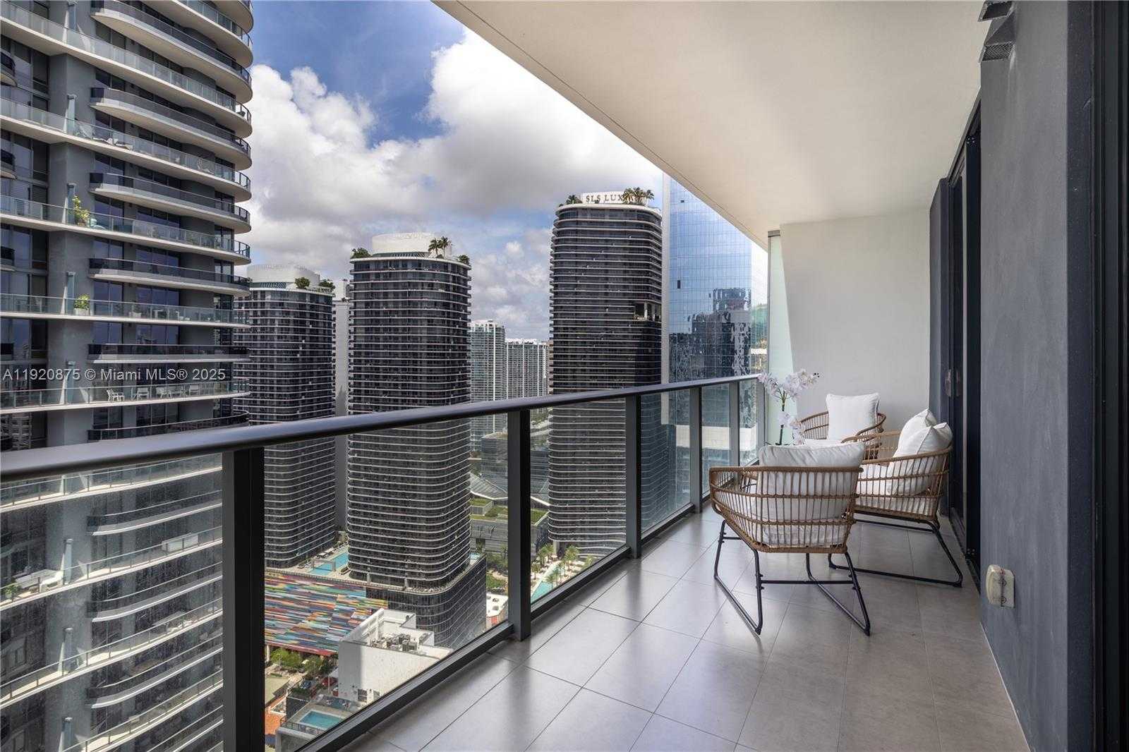 Small Image of 1010 BRICKELL AVE #4207, Miami Number 16