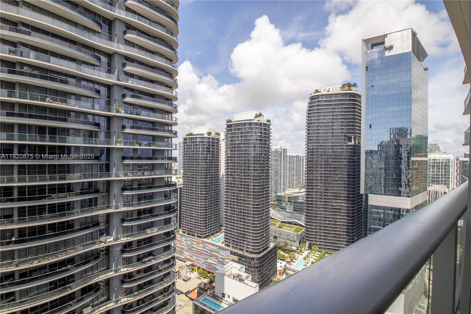 Small Image of 1010 BRICKELL AVE #4207, Miami Number 19
