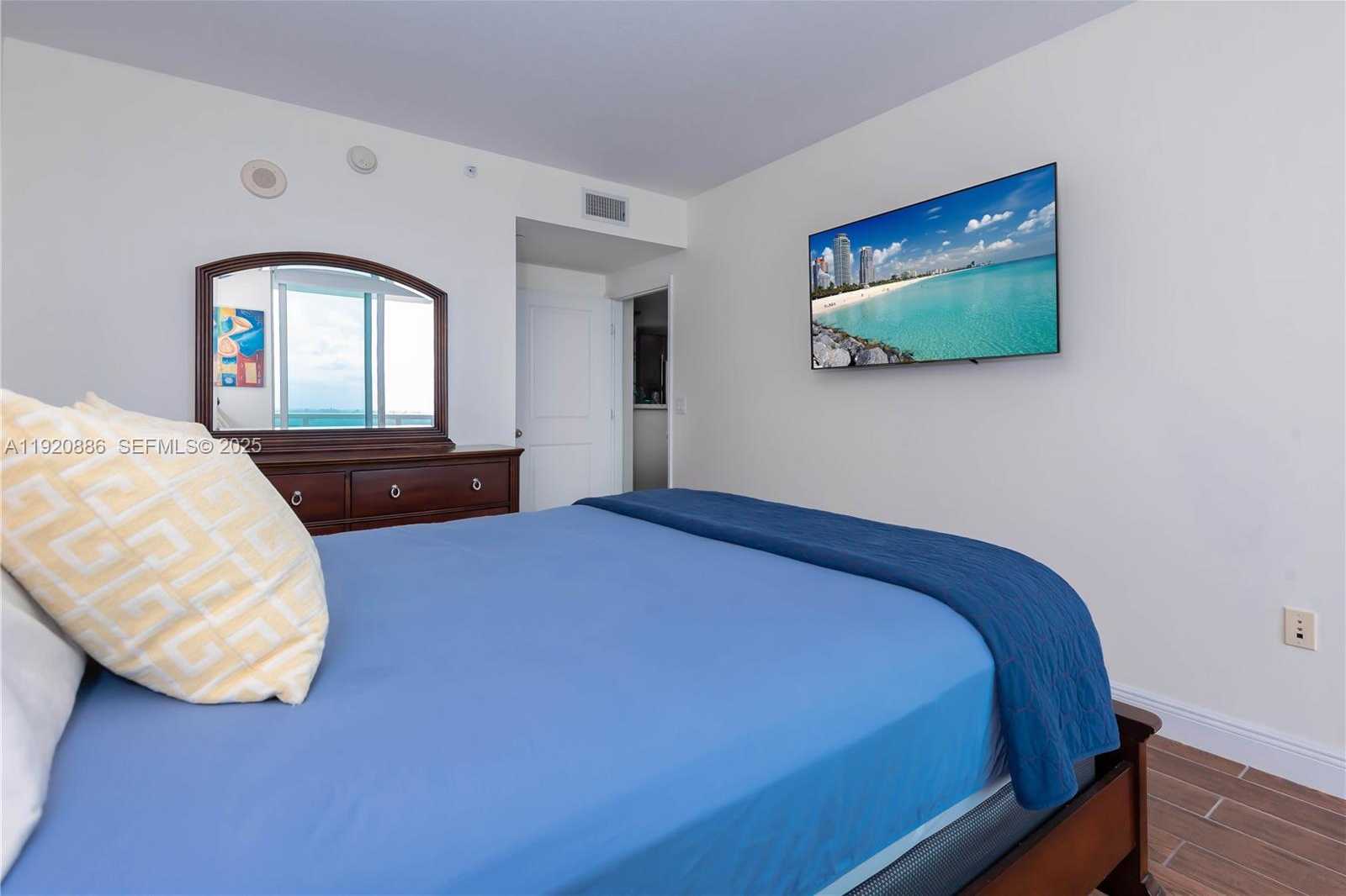 Small Image of 1250 SOUTH MIAMI AVE #3205, Miami Number 11