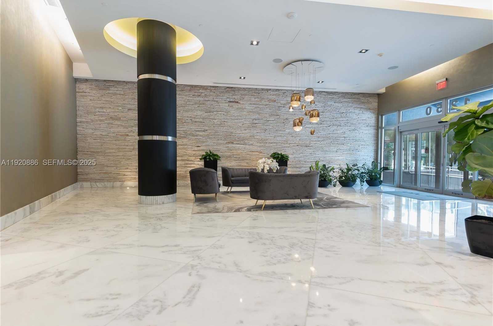 Small Image of 1250 SOUTH MIAMI AVE #3205, Miami Number 19