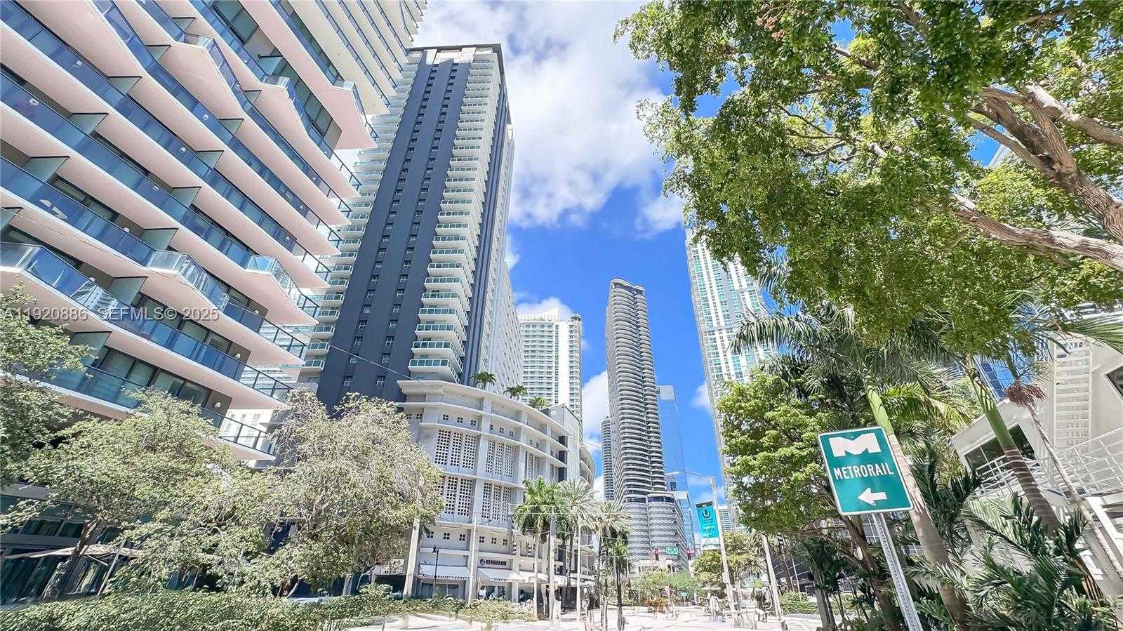 Small Image of 1250 SOUTH MIAMI AVE #3205, Miami Number 28
