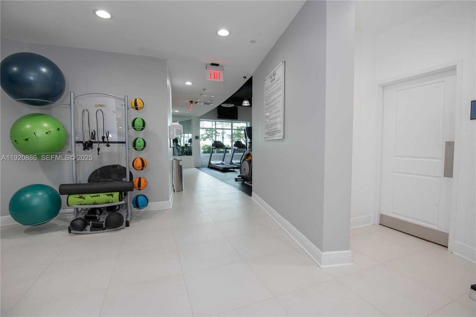 Small Image of 1250 SOUTH MIAMI AVE #3205, Miami Number 36