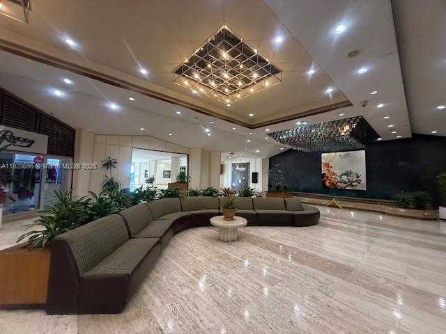 Small Image of 999 BRICKELL BAY DR #206, Miami Number 2