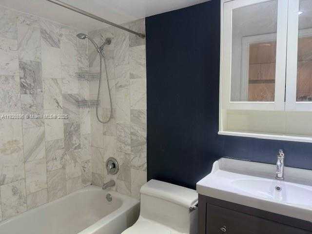 Small Image of 999 BRICKELL BAY DR #206, Miami Number 9