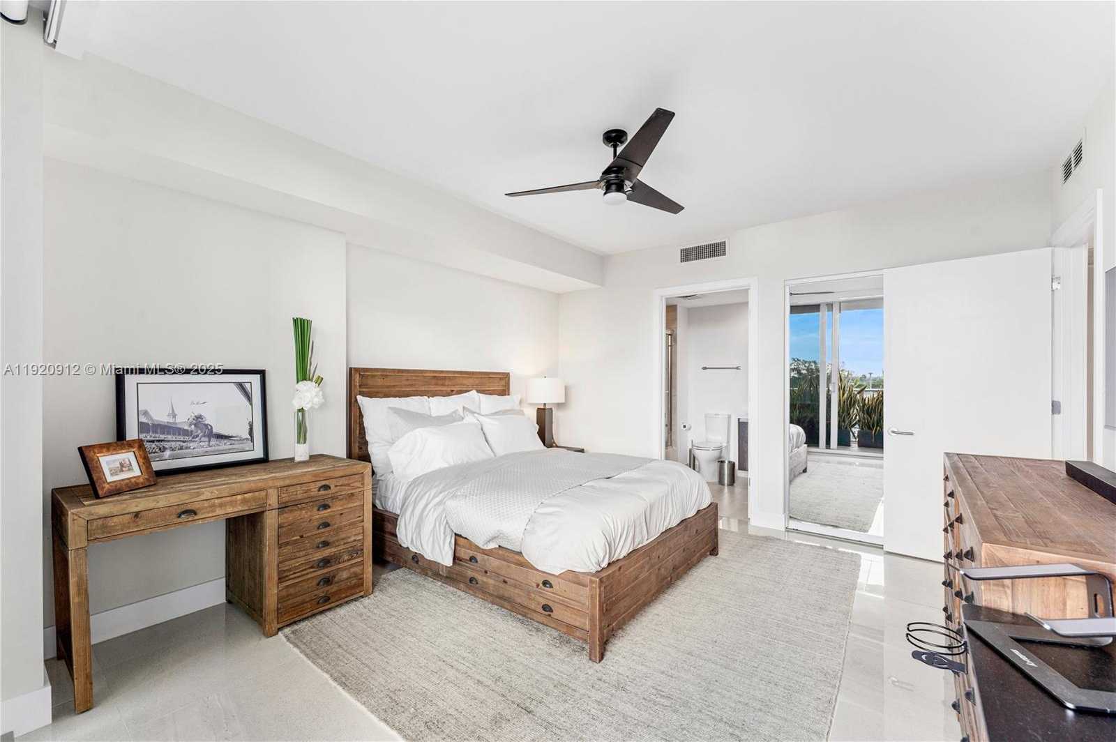 Small Image of 1180 NORTH FEDERAL HWY #607, Fort Lauderdale Number 20