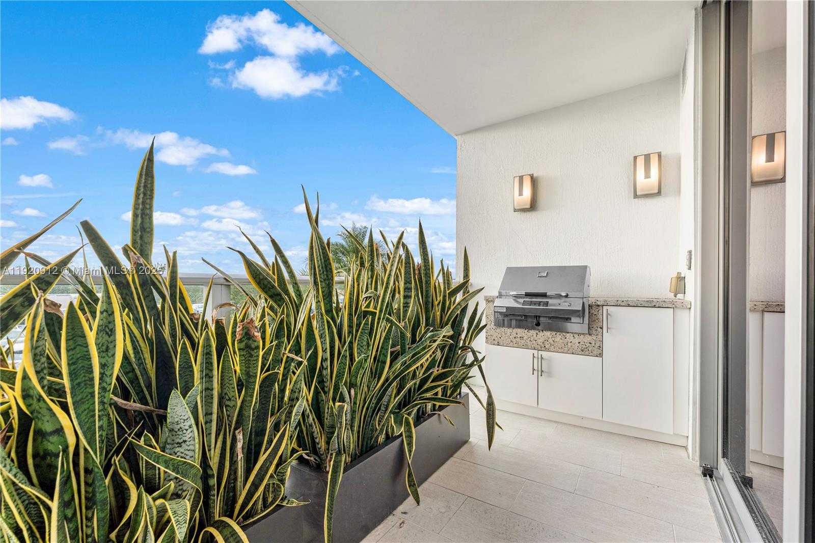 Small Image of 1180 NORTH FEDERAL HWY #607, Fort Lauderdale Number 23