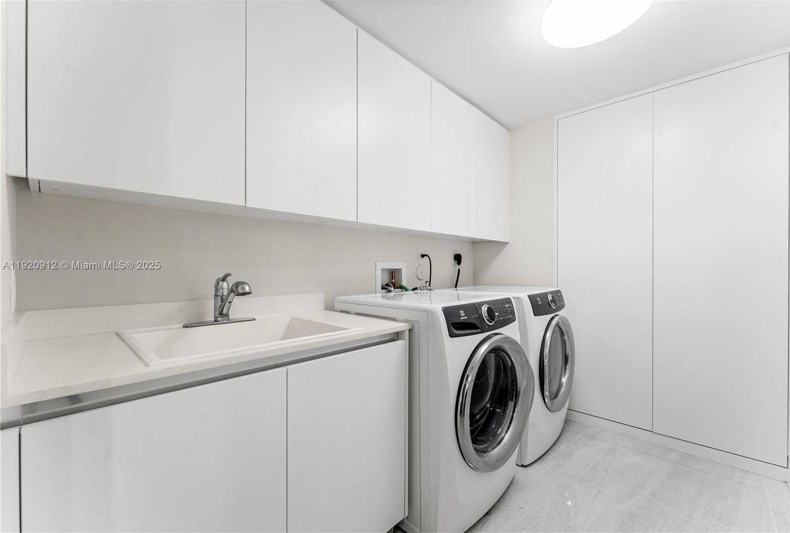 Small Image of 1180 NORTH FEDERAL HWY #607, Fort Lauderdale Number 26