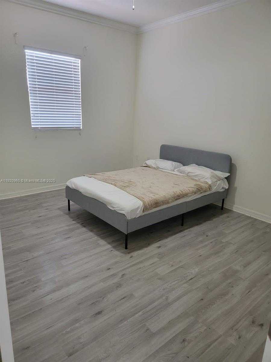 Small Image of 10870 NORTH WEST 88TH TER #227, Doral Number 21