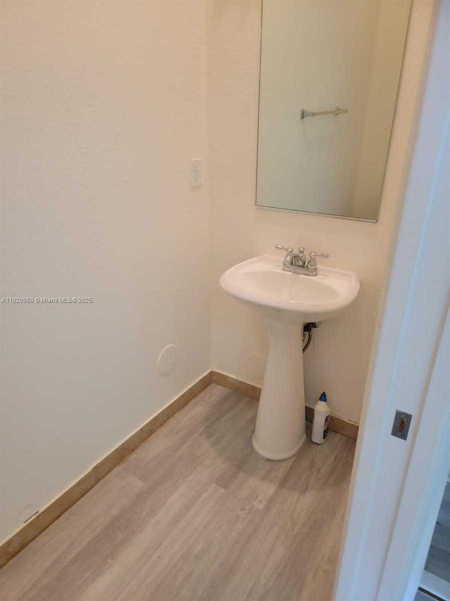 Small Image of 10870 NORTH WEST 88TH TER #227, Doral Number 29