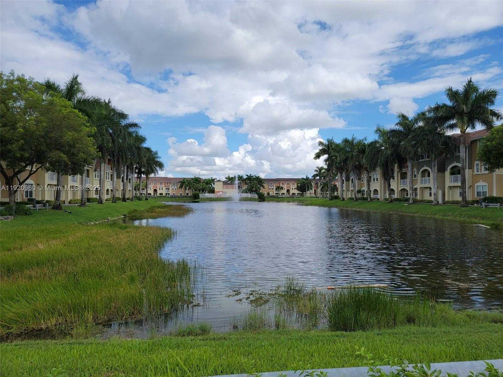 Small Image of 10870 NORTH WEST 88TH TER #227, Doral Number 6