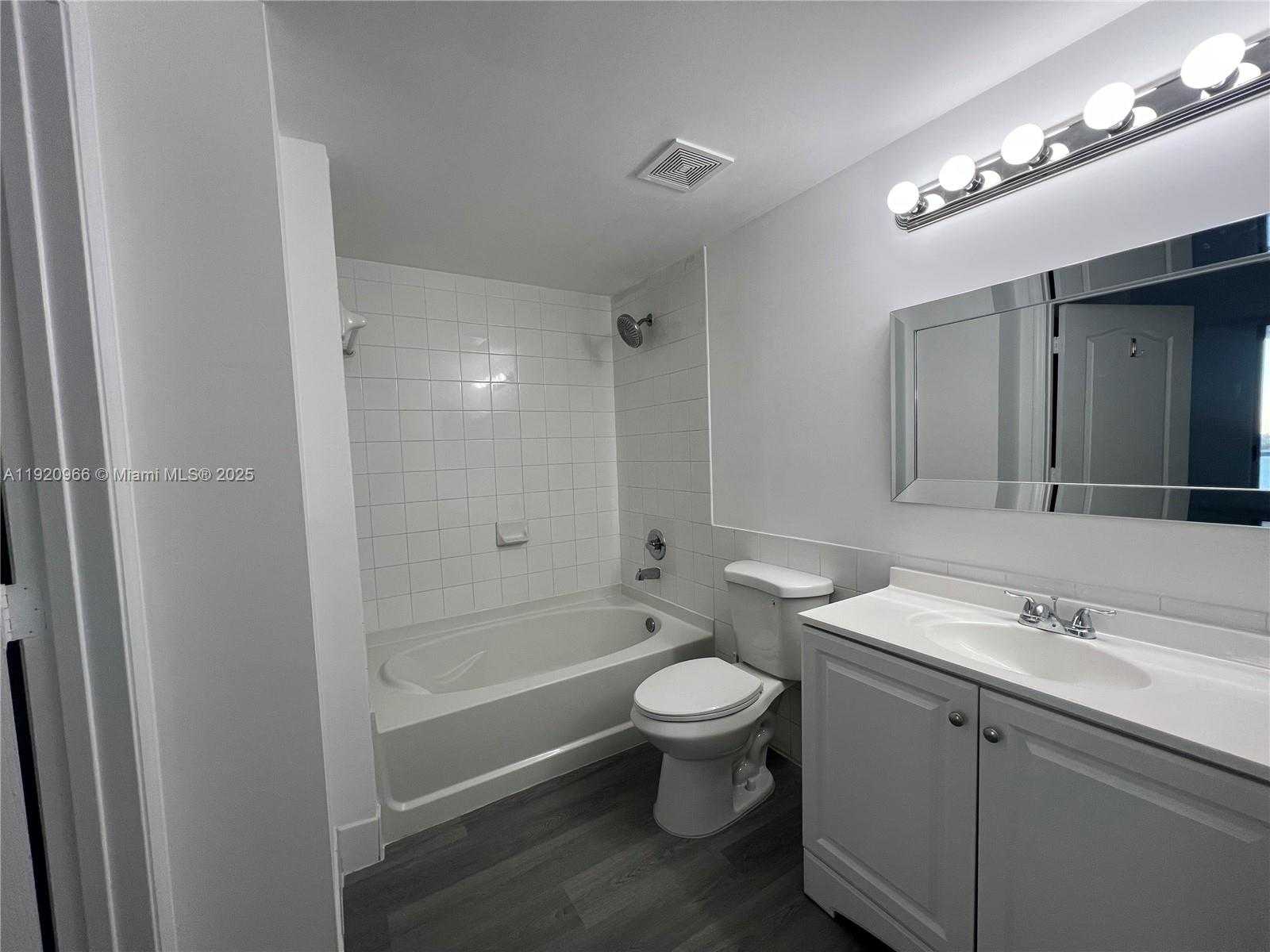 Small Image of 5085 NORTH WEST 7TH ST #1103, Miami Number 8
