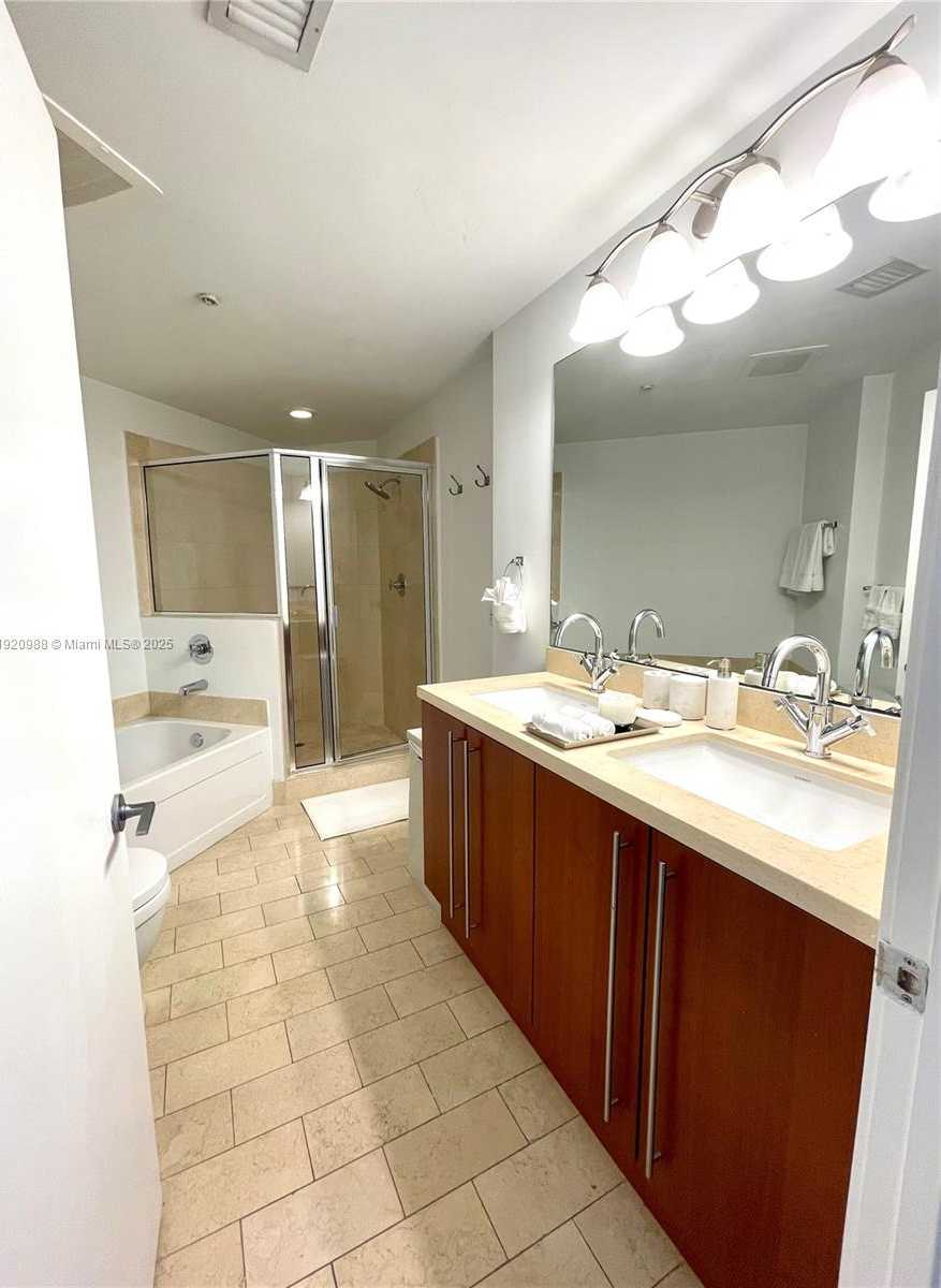 Small Image of 79 SOUTH WEST 12TH ST #2407-S, Miami Number 10