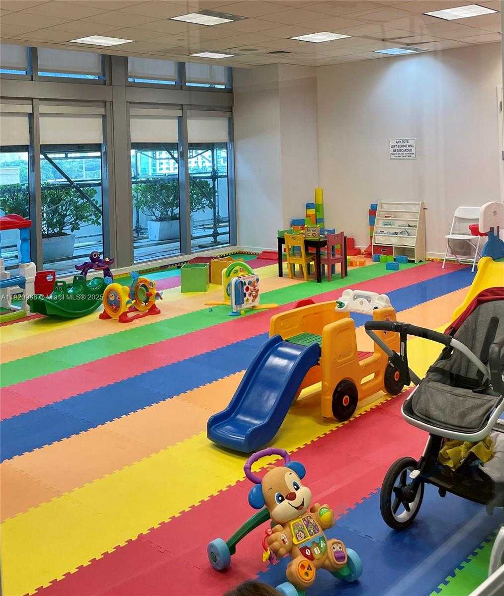 Small Image of 79 SOUTH WEST 12TH ST #2407-S, Miami Number 34