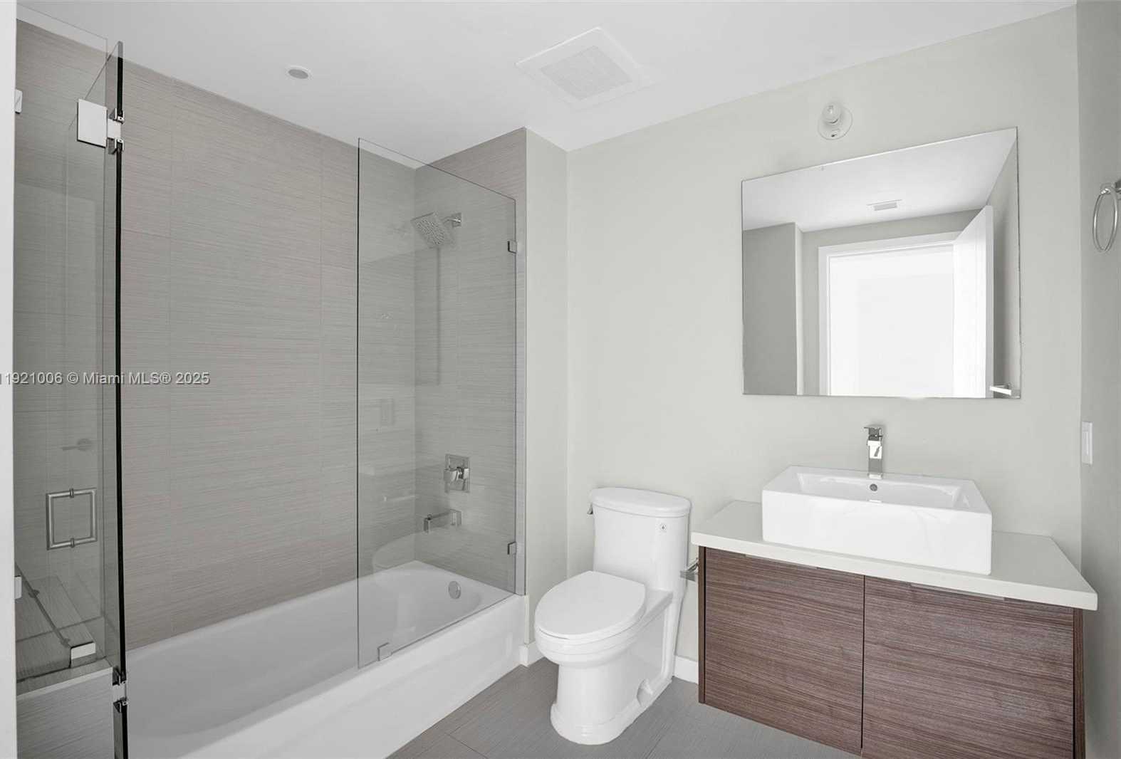 Small Image of 1010 SOUTH WEST 2ND AVE #1004, Miami Number 17