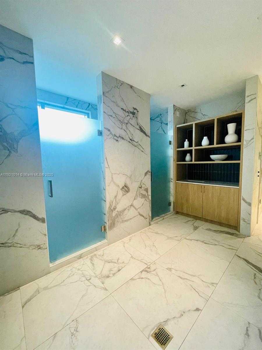 Small Image of 90 SOUTH WEST 3RD ST #2605, Miami Number 12