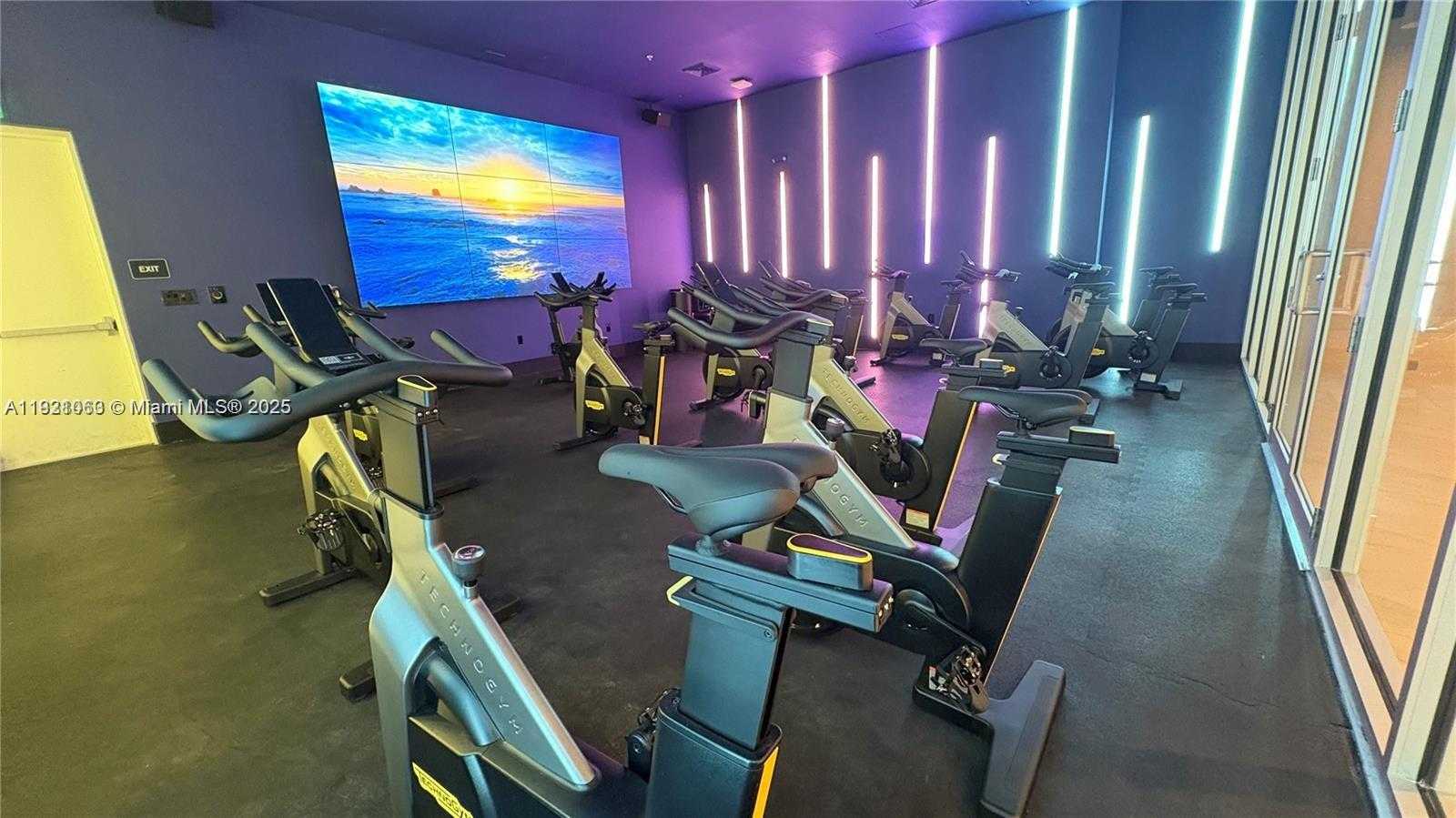 Imagen de Pequeño Objeto