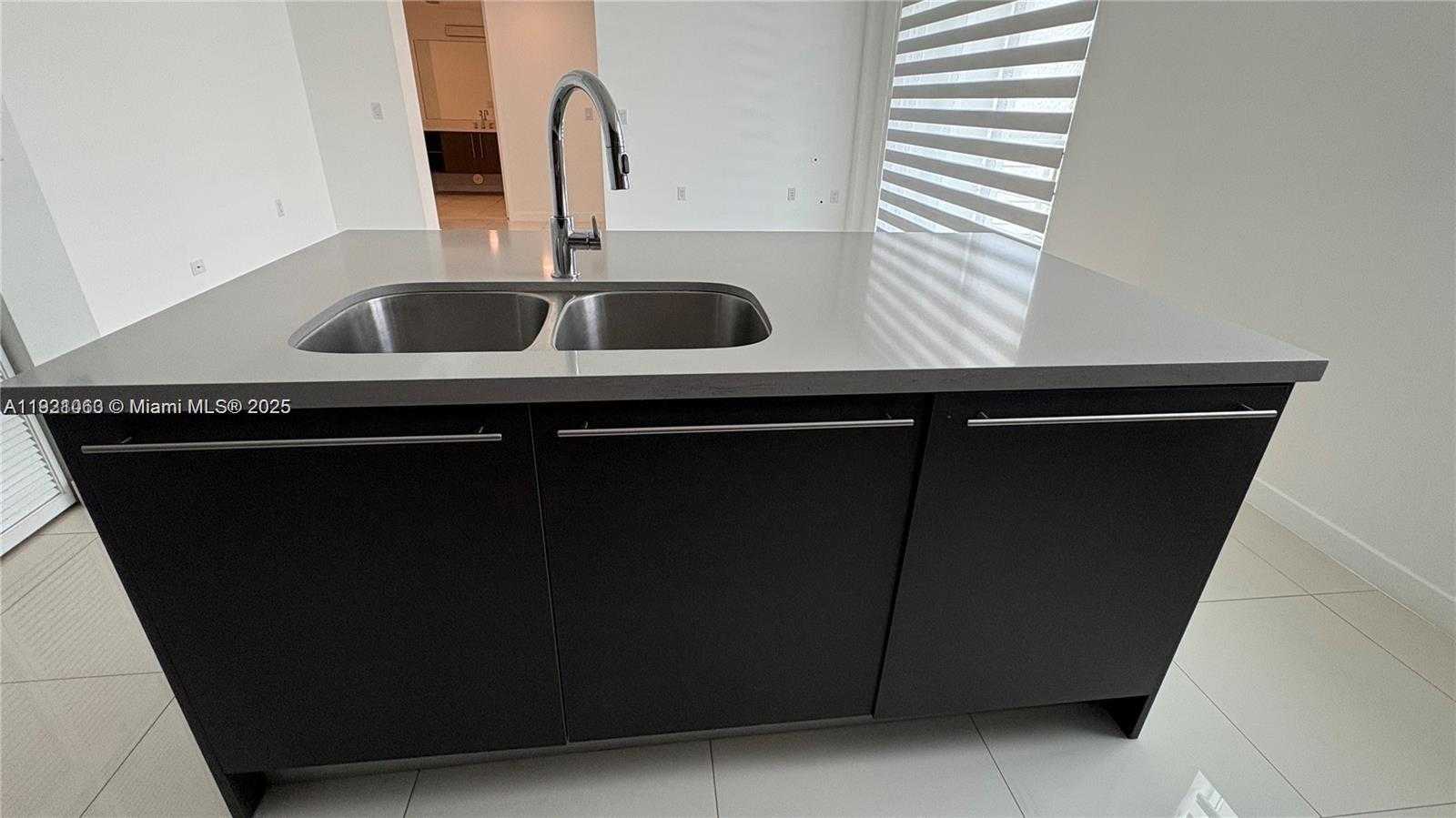 Imagen de Pequeño Objeto