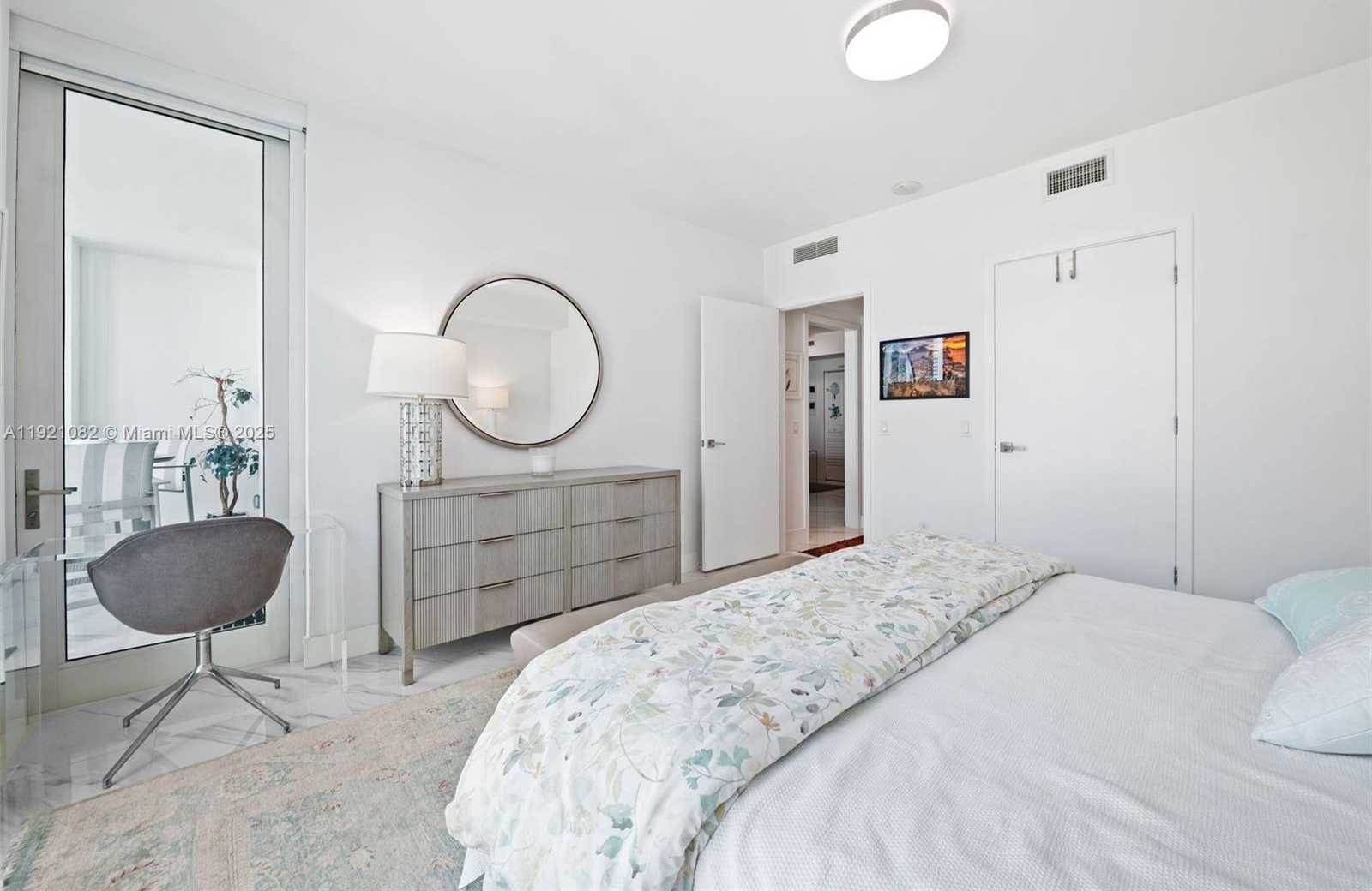 Small Image of 1080 BRICKELL AVE #2506, Miami Number 10