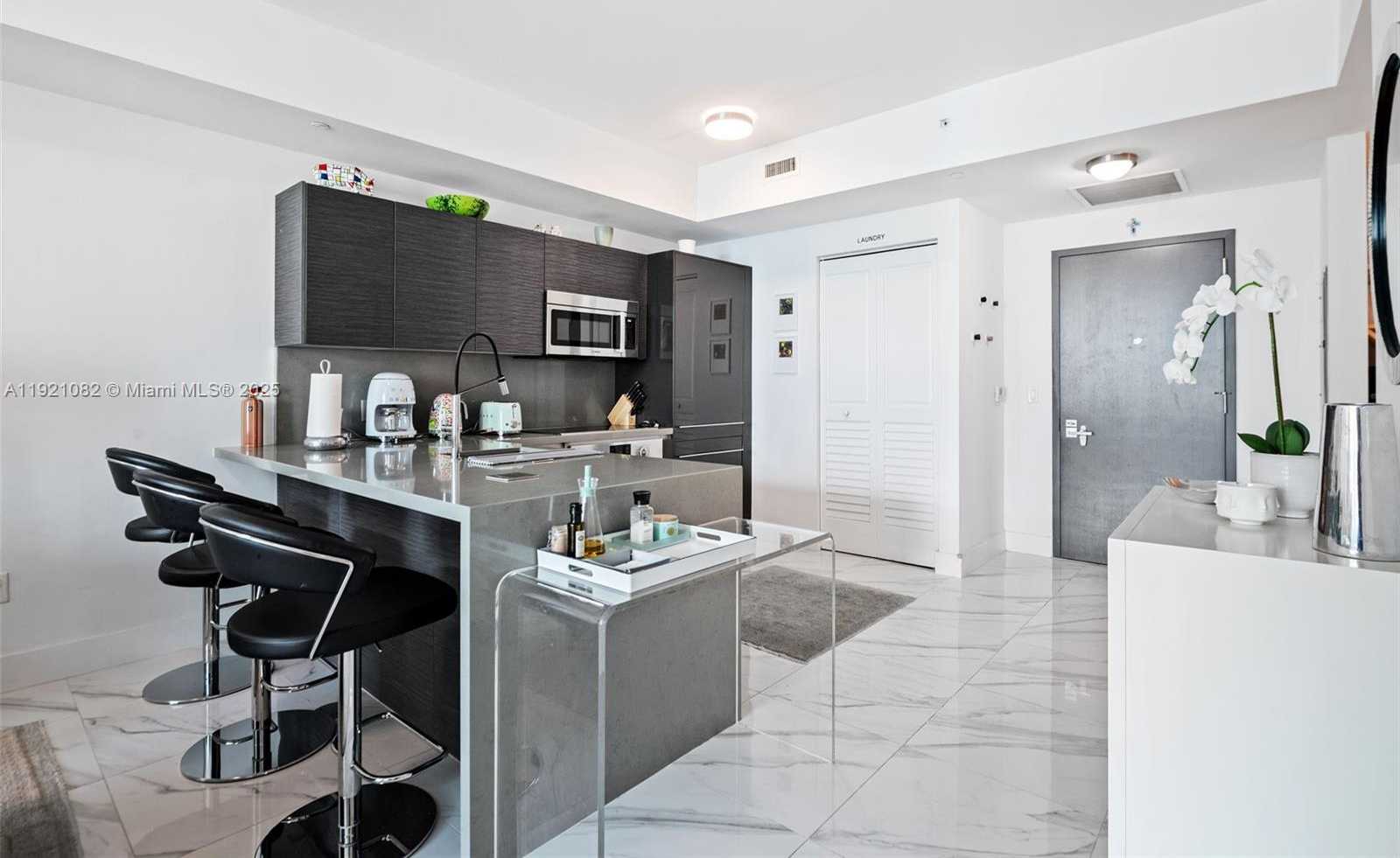 Small Image of 1080 BRICKELL AVE #2506, Miami Number 4