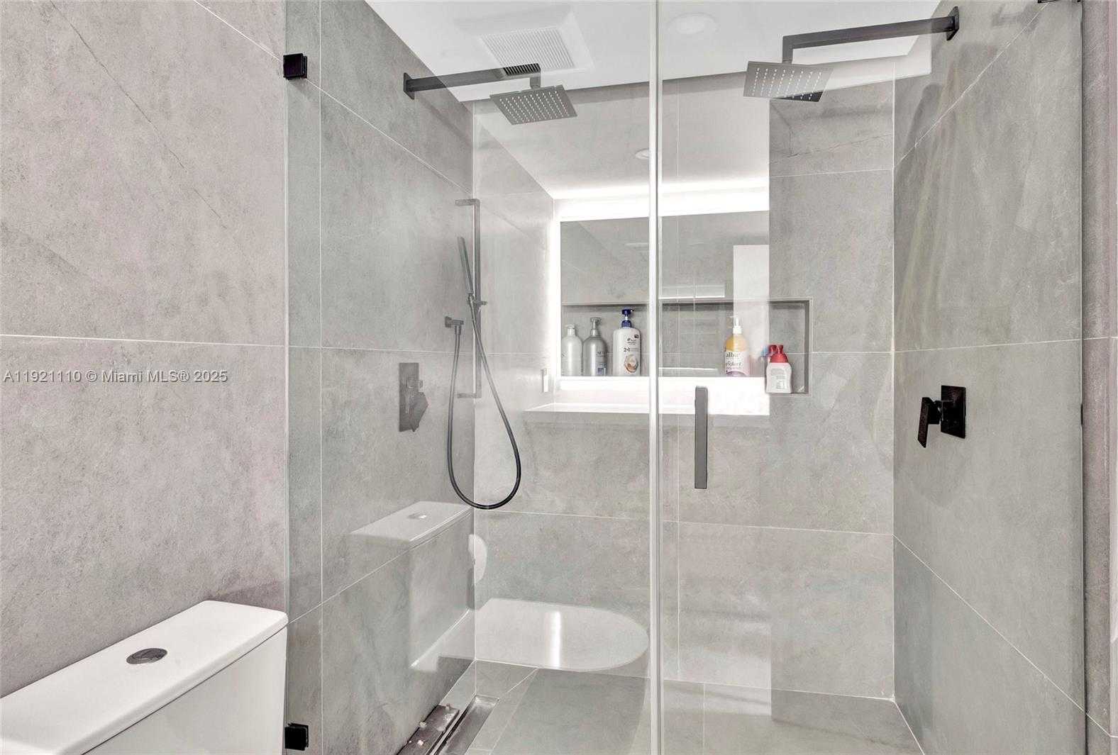 Small Image of 1627 BRICKELL AVE #1202, Miami Number 20