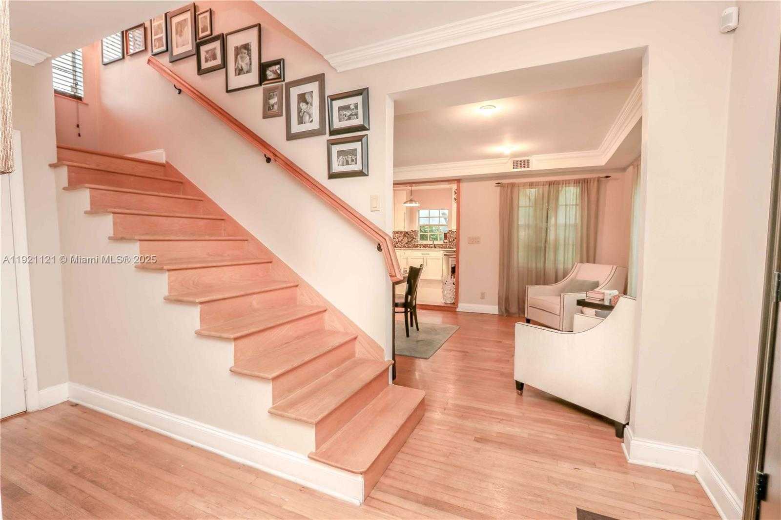 Imagen de Pequeño Objeto