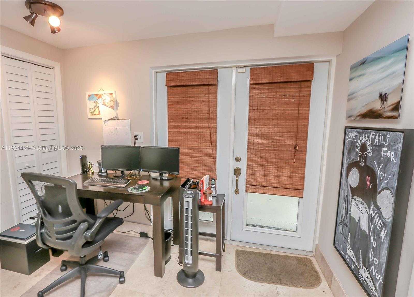 Imagen de Pequeño Objeto