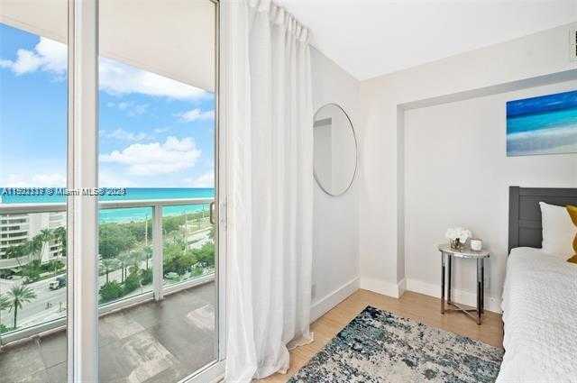 Small Image of 100 BAYVIEW DR #1407, Sunny Isles Beach Number 22
